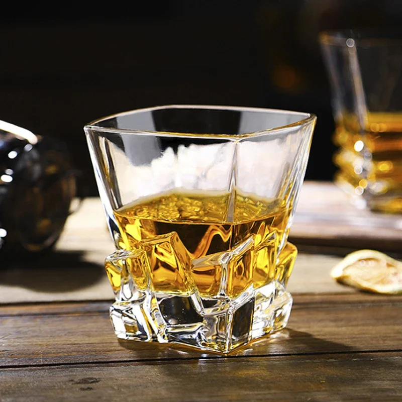 Exquisite Whiskey Glass Personalized Foreign Wine Glass Unique Wine Glass Transparent Wine Utensils Creative Design Cocktail Cup
Exquisite Whiskey Glass Personalized Foreign Wine Glass Unique Wine Glass Transparent Wine Utensils Creative Design Cocktail Cup