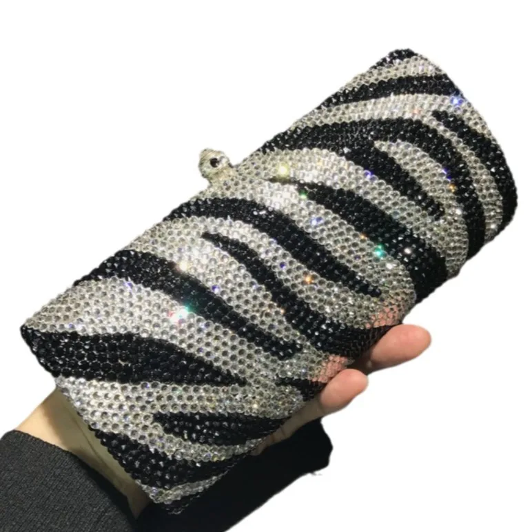 Zebra Pattern Diamond-encrusted Dinner Bag Banquet Full Of Diamonds Hand-held Women's Handmade Diamond Square Bag Bolso De Mujer
Zebra Pattern Diamond-encrusted Dinner Bag Banquet Full Of Diamonds Hand-held Women's Handmade Diamond Square Bag Bolso De Mujer