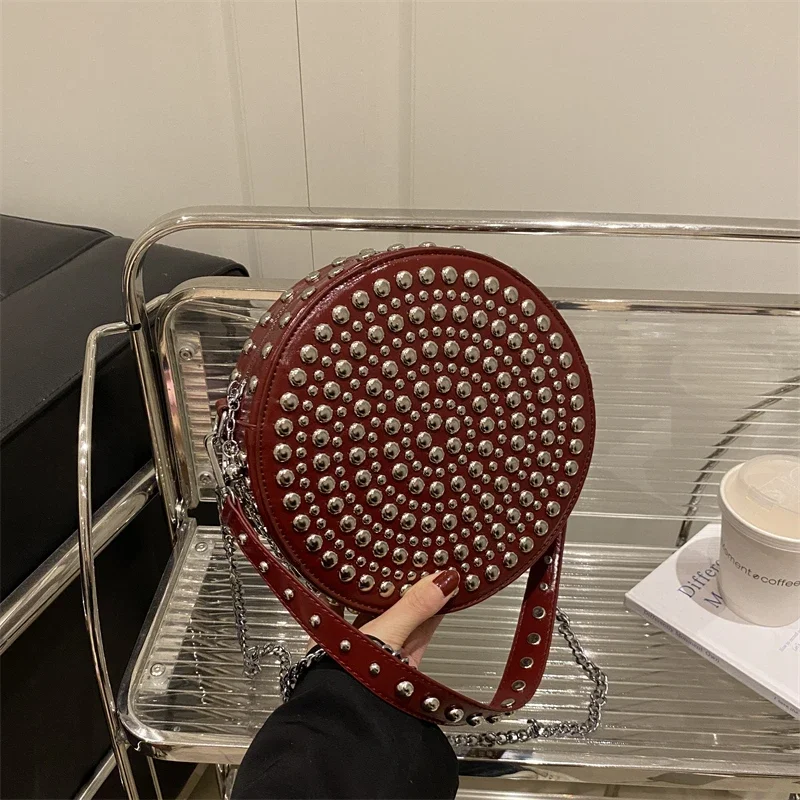 Round Handbag Shoudler Bags For Women 2025 New Small Reivet Crossbody Bag Classic PU Handle Purse Bolsas Circular Tote Bag
Round Handbag Shoudler Bags For Women 2025 New Small Reivet Crossbody Bag Classic PU Handle Purse Bolsas Circular Tote Bag