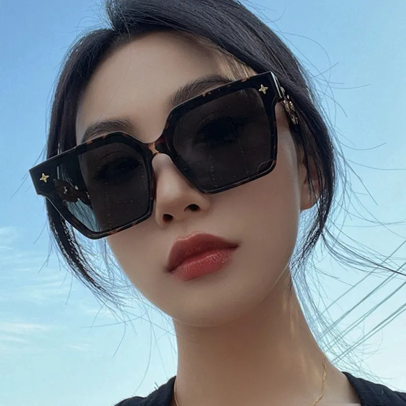 Fashion Square Sunglasses Luxury Women Rectangle Sun Glasses Woman Vintage Brand Designer Travel Driving Glasses Shades Female
Fashion Square Sunglasses Luxury Women Rectangle Sun Glasses Woman Vintage Brand Designer Travel Driving Glasses Shades Female