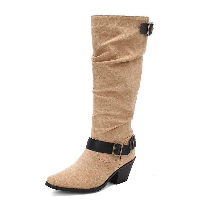 Высококачественная осенне-зимняя женская обувь. Женские зимние ботинки на толстом каблуке. Модное и индивидуальное украшение в стиле ретро.
Высококачественная осенне-зимняя женская обувь. Женские зимние ботинки на толстом каблуке. Модное и индивидуальное украшение в стиле ретро.