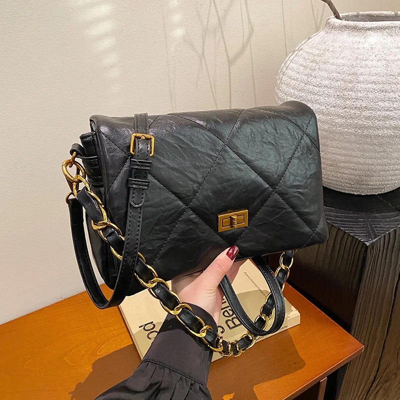 2025 Structured Square Bag Women Shoulder Crossbody Luxury Minimalist Commuter Essentials Solid Color New
2025 Structured Square Bag Women Shoulder Crossbody Luxury Minimalist Commuter Essentials Solid Color New