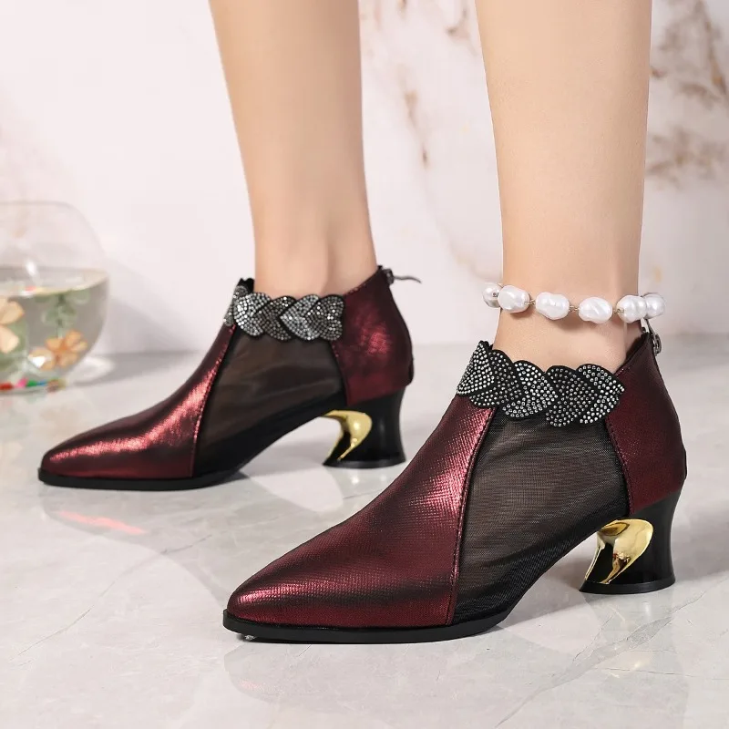Shaped Heel Paneled Pointed Toe Booties Pointed Toe Zipper Rhinestone Zipper Anti-Slip Wear Resistant Cooling Boots
Shaped Heel Paneled Pointed Toe Booties Pointed Toe Zipper Rhinestone Zipper Anti-Slip Wear Resistant Cooling Boots