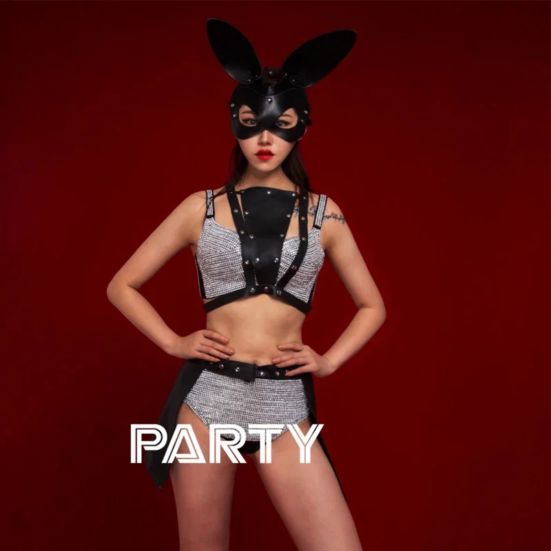 Full Diamond Bikini Headwear Sexy Pole Dance Clothing Women Dj Ds Party Rave Outfit Nightclub Stage Performance Wear XS6937
Full Diamond Bikini Headwear Sexy Pole Dance Clothing Women Dj Ds Party Rave Outfit Nightclub Stage Performance Wear XS6937