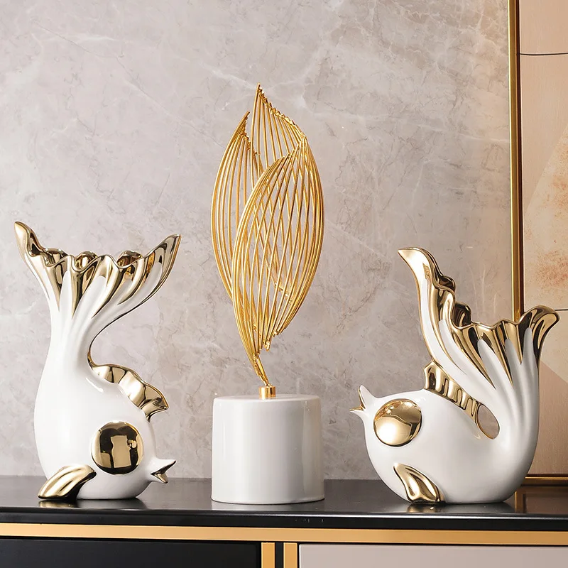 Abstract Ceramic Sculpture Golden Statue Modern Home Decoration Living Room Desktop Office Decoration Accessories Crafts Gift
Abstract Ceramic Sculpture Golden Statue Modern Home Decoration Living Room Desktop Office Decoration Accessories Crafts Gift