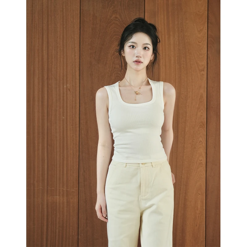 SerioLudere Pure Cotton Base irt with Chest Pad Versatile Slimming Lazy Person's Choice Inner Wear Tank Top for Women
SerioLudere Pure Cotton Base irt with Chest Pad Versatile Slimming Lazy Person's Choice Inner Wear Tank Top for Women