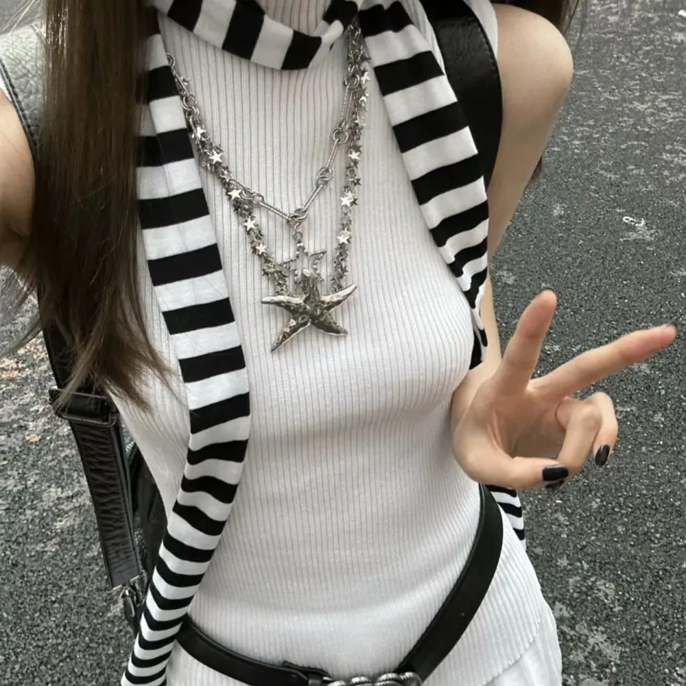2024 Women Harajuku Cotton Scarves Y2k Black Grey Stripe Long Scarves 180cm Thin Long Decorative Neckerchief Fashion Streetwear
2024 Women Harajuku Cotton Scarves Y2k Black Grey Stripe Long Scarves 180cm Thin Long Decorative Neckerchief Fashion Streetwear
