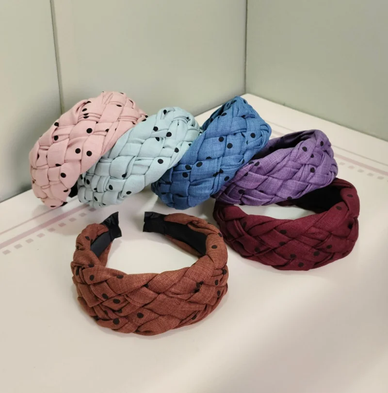 Ретро-ободок для волос с широким плетеным краем, черный с точками, модный обруч для умывания, аксессуар для волос для женщин
Ретро-ободок для волос с широким плетеным краем, черный с точками, модный обруч для умывания, аксессуар для волос для женщин