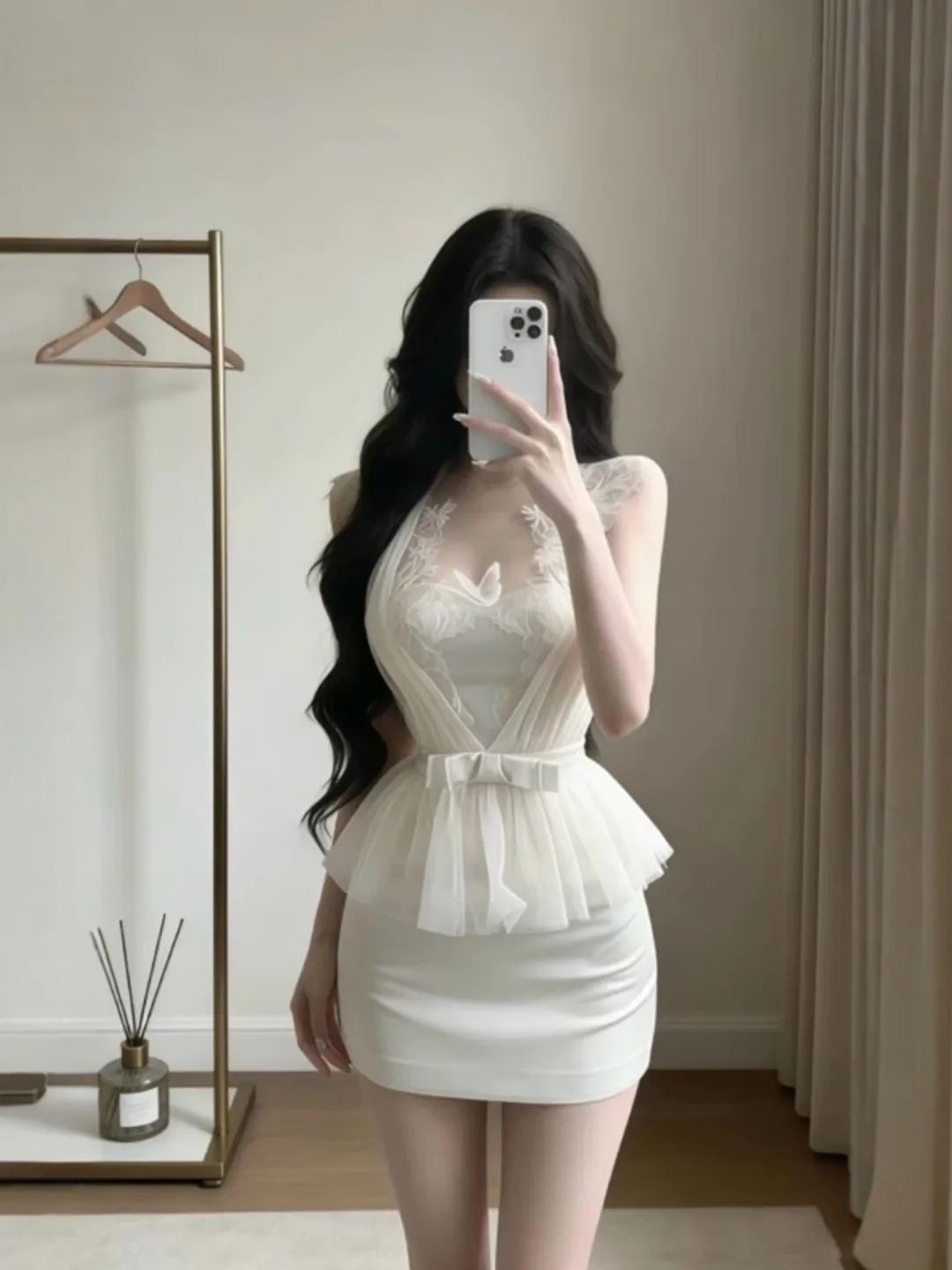 Сексуальное белое платье Pure Desire с бретельками на шее, облегающее, модное летнее платье для женщин из мягкой полиэстеровой ткани
Сексуальное белое платье Pure Desire с бретельками на шее, облегающее, модное летнее платье для женщин из мягкой полиэстеровой ткани