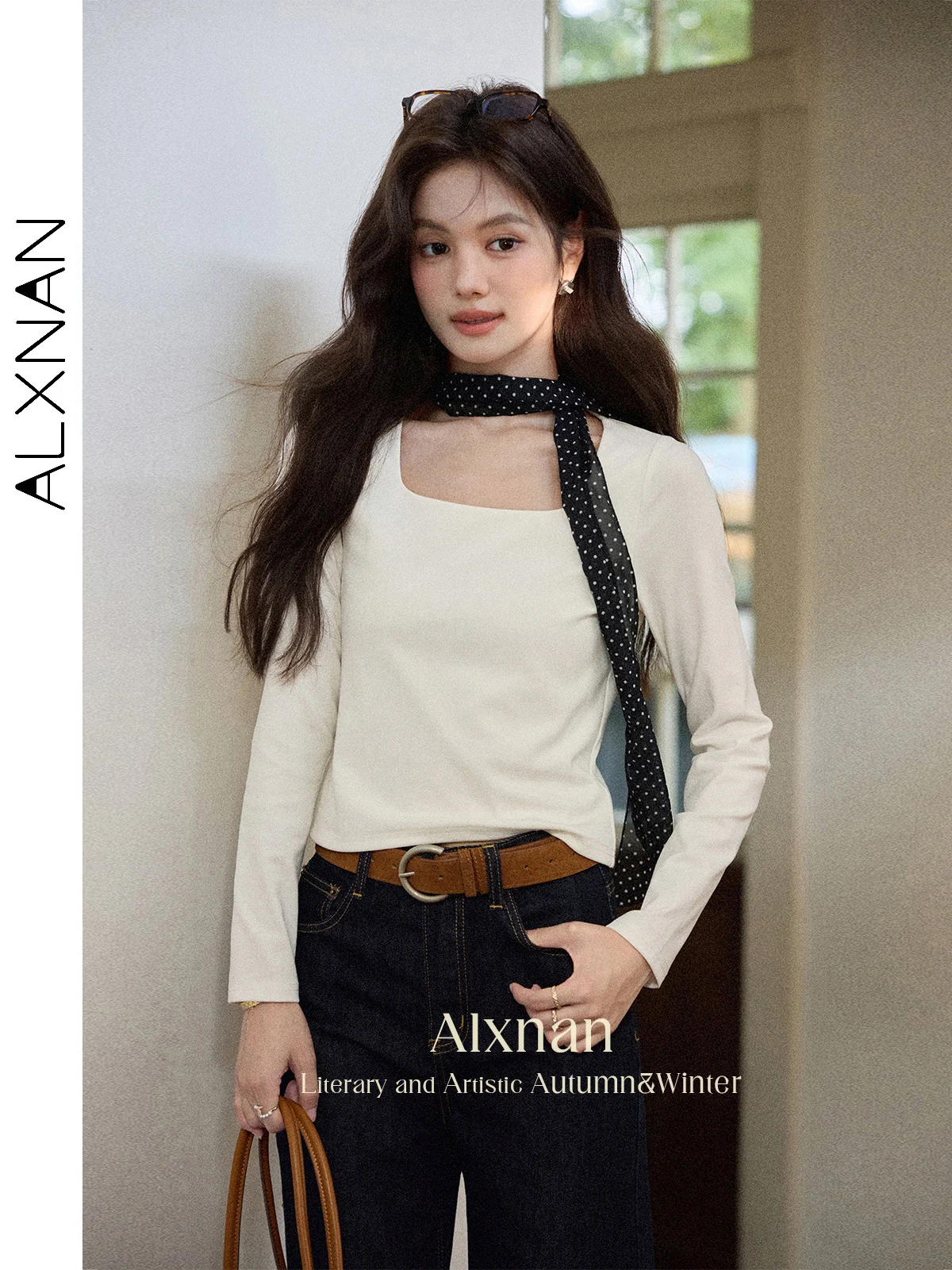 ALXNAN Women's T-shirt White U-neck Long Sleeve Cotton T-shirts 2025 Fall Elegant Casual Slim-fit Office Lady Tops Female L56939
ALXNAN Women's T-shirt White U-neck Long Sleeve Cotton T-shirts 2025 Fall Elegant Casual Slim-fit Office Lady Tops Female L56939
