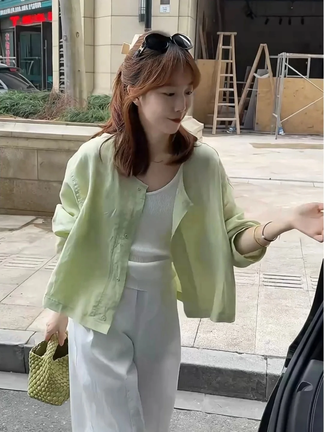 Unique Stylish Mint Green Lightweight Women's Shirt Summer Outerwear UV Protection Casual Loose Fit Long Sleeve Button up
Unique Stylish Mint Green Lightweight Women's Shirt Summer Outerwear UV Protection Casual Loose Fit Long Sleeve Button up