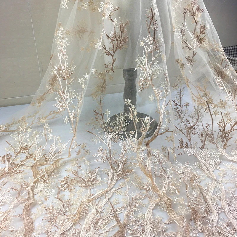 Quality gauze material Sequin embroidery with three dimensional tree pattern fabric High grade dress wedding dress DIY tissu
Quality gauze material Sequin embroidery with three dimensional tree pattern fabric High grade dress wedding dress DIY tissu