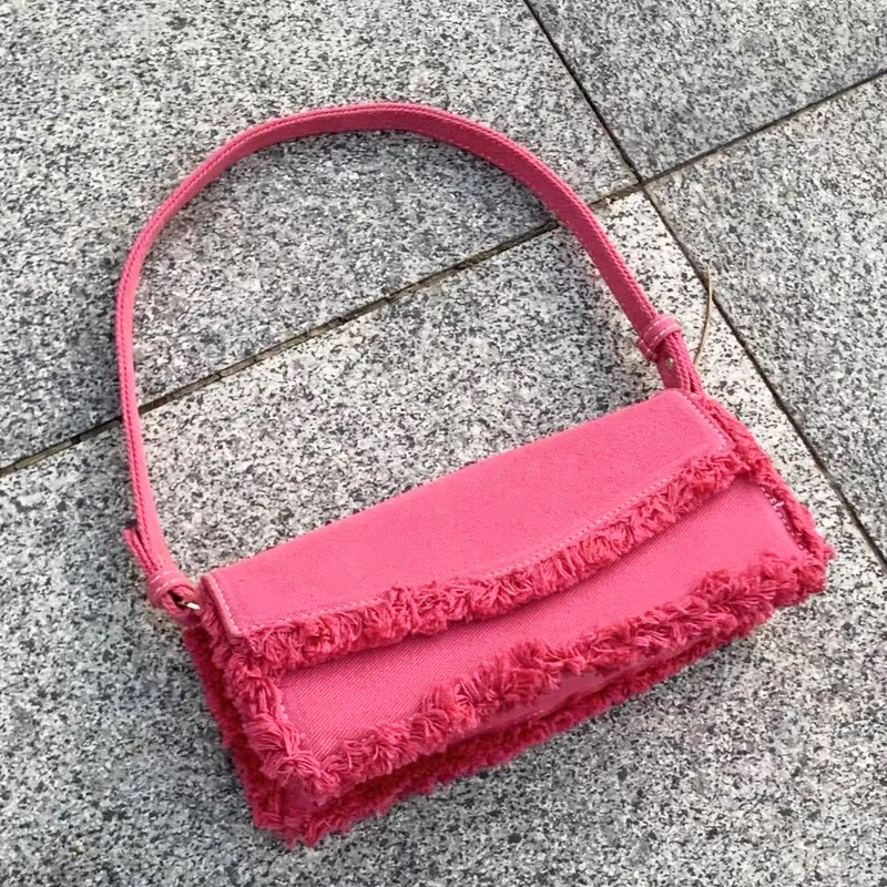 Casual Cloth Bags For Women Luxury Designer Handbags And Purses 2023 New In Denim Tassel Trim Solid Color Small Armpit Shoulder
Casual Cloth Bags For Women Luxury Designer Handbags And Purses 2023 New In Denim Tassel Trim Solid Color Small Armpit Shoulder