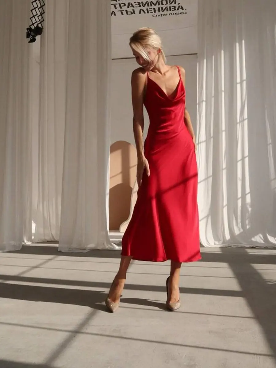 high quality 2023 new design fashion ladies solid sexy deep v-neck business casual dress women dress Vestidos
high quality 2023 new design fashion ladies solid sexy deep v-neck business casual dress women dress Vestidos