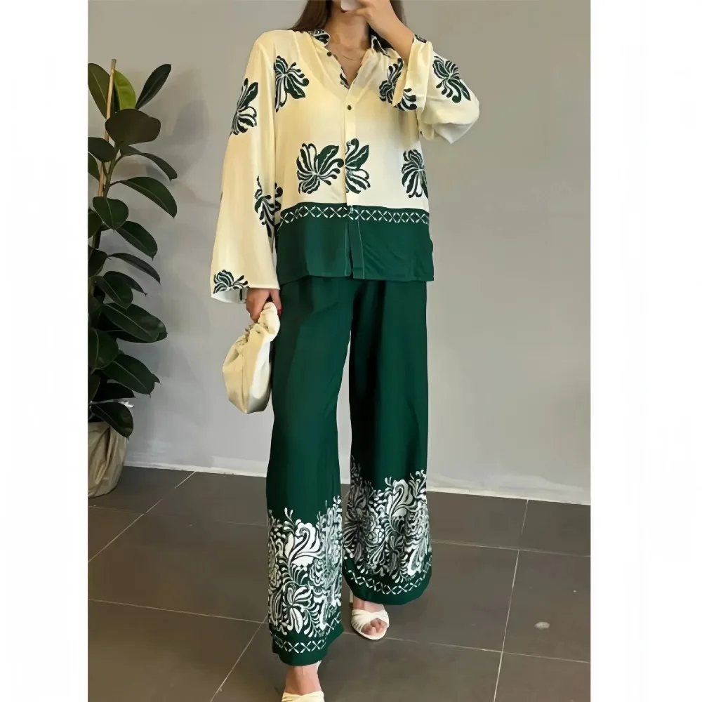 Summer Fashion Print Two Piece Set Women Sexy Polo Collar Long Sleeved Shirt Long Pants Casual Loose Two Piece Set
Summer Fashion Print Two Piece Set Women Sexy Polo Collar Long Sleeved Shirt Long Pants Casual Loose Two Piece Set