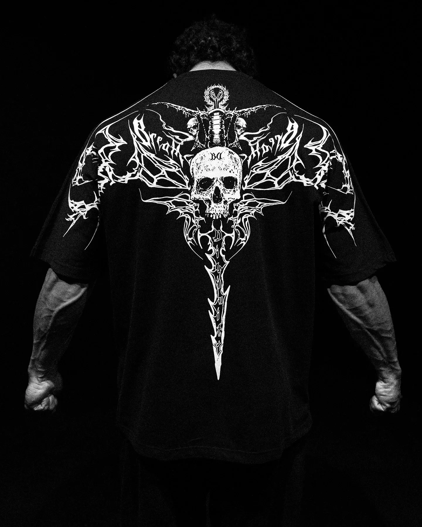 Gothic Retro Gym Black Skull Print Oversized T-shirt Men's Y2K New Trend Harajuku Hip-Hop Casual Joker Sweatshirt Top Streetwear
Gothic Retro Gym Black Skull Print Oversized T-shirt Men's Y2K New Trend Harajuku Hip-Hop Casual Joker Sweatshirt Top Streetwear