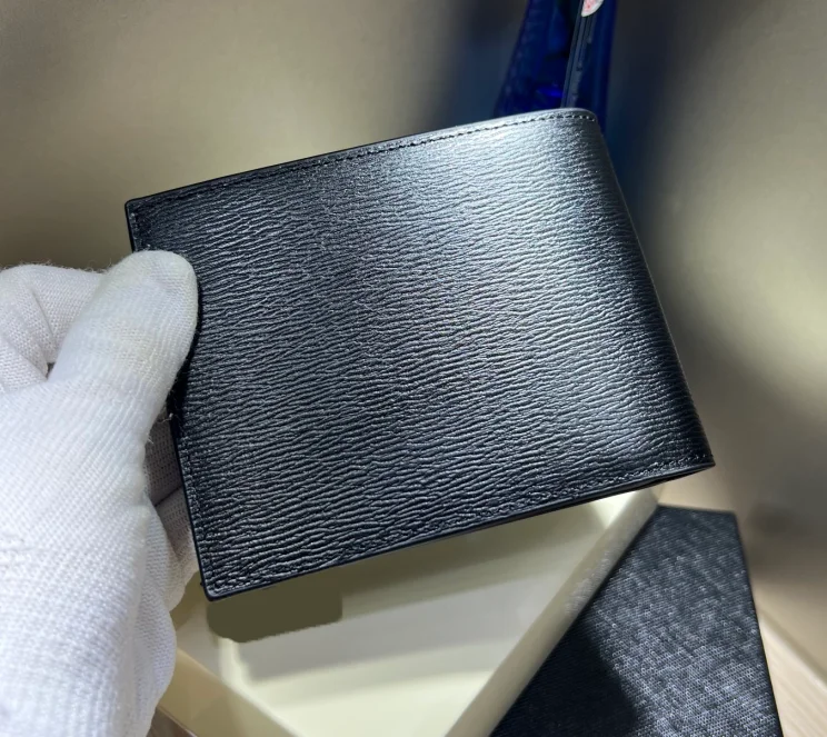 Роскошный мужской кошелек MB 129246, модный портфель с отделением для карт, сумка из воловьей кожи первого слоя
Роскошный мужской кошелек MB 129246, модный портфель с отделением для карт, сумка из воловьей кожи первого слоя