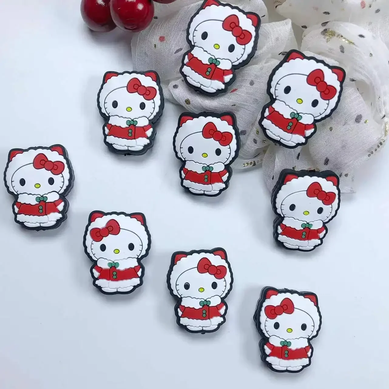 2 шт., силиконовые фокусные бусины «Hello Kitty», милые силиконовые бусины в стиле аниме для изготовления брелоков для ручек, кавайные резиновые бусины для изготовления ювелирных изделий
2 шт., силиконовые фокусные бусины «Hello Kitty», милые силиконовые бусины в стиле аниме для изготовления брелоков для ручек, кавайные резиновые бусины для изготовления ювелирных изделий