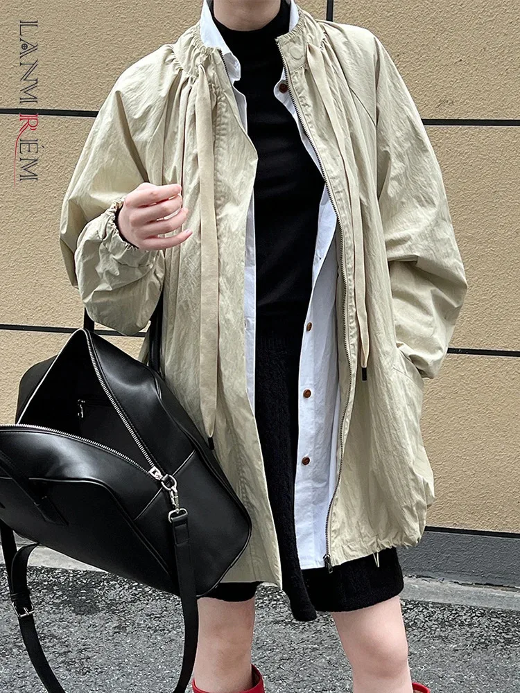 LANMREM Versatile Loose Women's Jackets Stand Collar Drawstring Design Zipper Coat Fashion 2024 Autumn New Clothing 2VV377
LANMREM Versatile Loose Women's Jackets Stand Collar Drawstring Design Zipper Coat Fashion 2024 Autumn New Clothing 2VV377