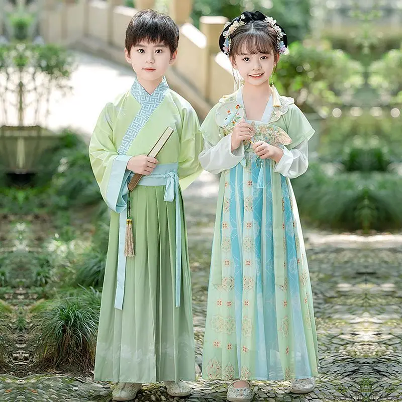 New Kids Hanfu Set - Chinese Tang Costume for Boys/Girls Traditional Dress with Embroidery for Performance
New Kids Hanfu Set - Chinese Tang Costume for Boys/Girls Traditional Dress with Embroidery for Performance