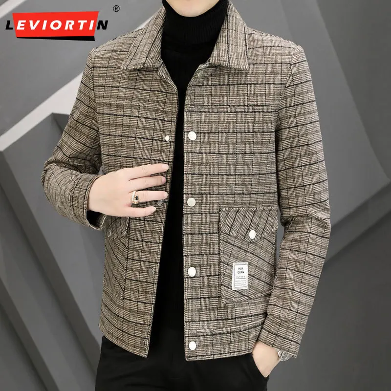 Men's Spring and Autumn Long sleeved Polo Collar Plaid Woolen Jacket Coat Trendy Youth Korean Fit Fashion High Quality Men's Top
Men's Spring and Autumn Long sleeved Polo Collar Plaid Woolen Jacket Coat Trendy Youth Korean Fit Fashion High Quality Men's Top