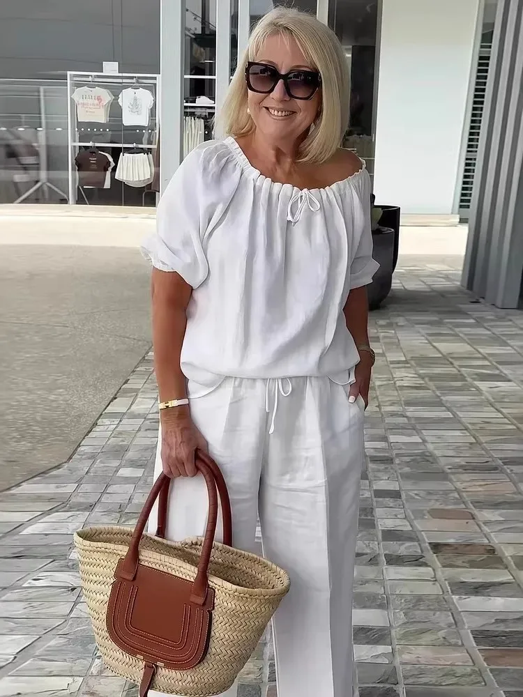 Fashion Casual Woman 2 Piece Set Outfit New Spring And Summer Women's Loose Drawstring Round Neck Top And Pants Two-piece Set
Fashion Casual Woman 2 Piece Set Outfit New Spring And Summer Women's Loose Drawstring Round Neck Top And Pants Two-piece Set