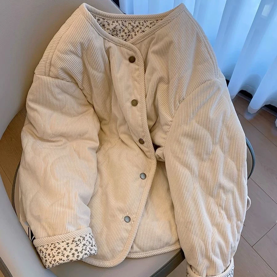 Вельветовая лоскутная хлопковая куртка с цветочной ромбовидной сеткой, короткая женская зимняя новая модная свободная универсальная хлопковая куртка
Вельветовая лоскутная хлопковая куртка с цветочной ромбовидной сеткой, короткая женская зимняя новая модная свободная универсальная хлопковая куртка