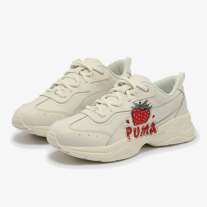 Puma Аутентичные осенне-зимние новые женские повседневные туфли для папы с клубничной толстой подошвой и граффити 403079-01
Puma Аутентичные осенне-зимние новые женские повседневные туфли для папы с клубничной толстой подошвой и граффити 403079-01