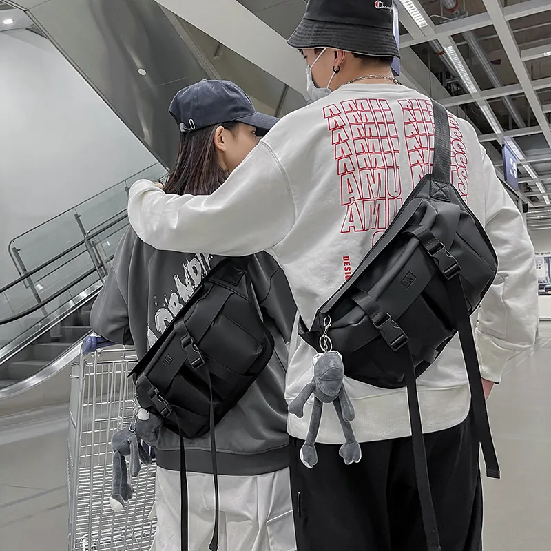 Нейлоновая сумка на плечо из ткани Оксфорд на молнии, корейская сумка через плечо большой вместимости, сумка через плечо с широким ремешком для хранения нагрудной сумки для женщин и мужчин сумка
Нейлоновая сумка на плечо из ткани Оксфорд на молнии, корейская сумка через плечо большой вместимости, сумка через плечо с широким ремешком для хранения нагрудной сумки для женщин и мужчин сумка