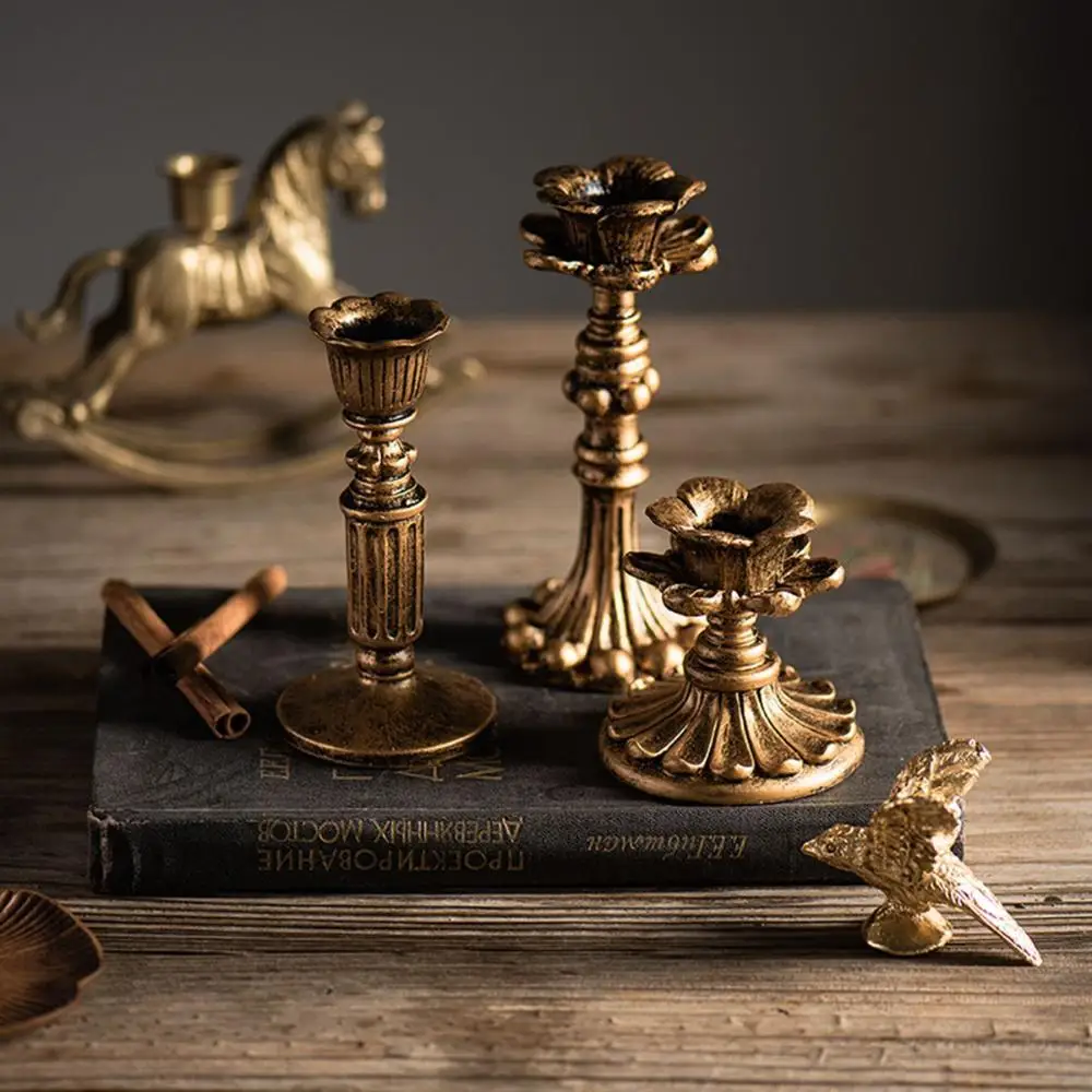 Christmas Vintage Metal Dining Room Taper Candle Holder Candlelight Display Candle Pillar Candlestick Stand
Christmas Vintage Metal Dining Room Taper Candle Holder Candlelight Display Candle Pillar Candlestick Stand