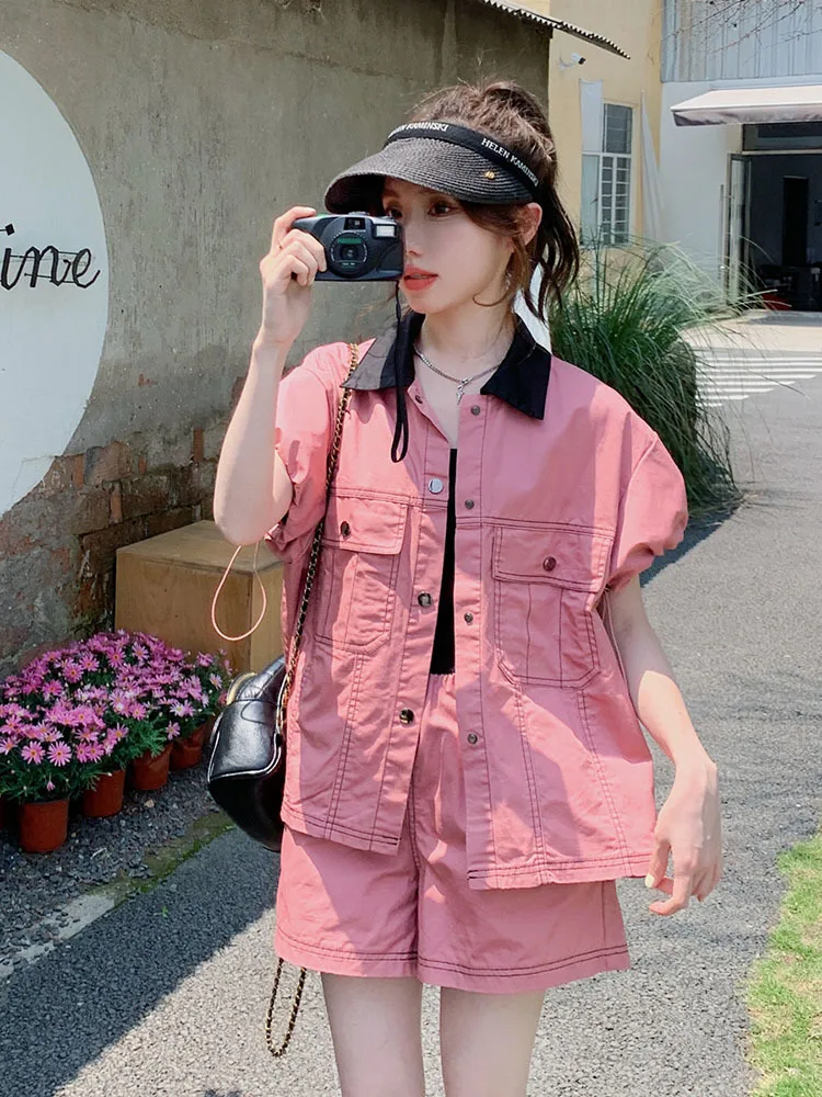 Retro Pink Set for Women's Summer Sleeveless Vest Short Jacket+High Waisted Shorts Two piece sets
Retro Pink Set for Women's Summer Sleeveless Vest Short Jacket+High Waisted Shorts Two piece sets