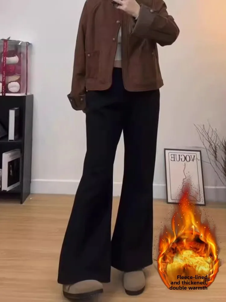 plus Size Fleece Lined Thickened Micro Flared Jeans Women's High Waist Cotton Stretch Denim Loose Fit Slimming Elastic Flared...
plus Size Fleece Lined Thickened Micro Flared Jeans Women's High Waist Cotton Stretch Denim Loose Fit Slimming Elastic Flared...