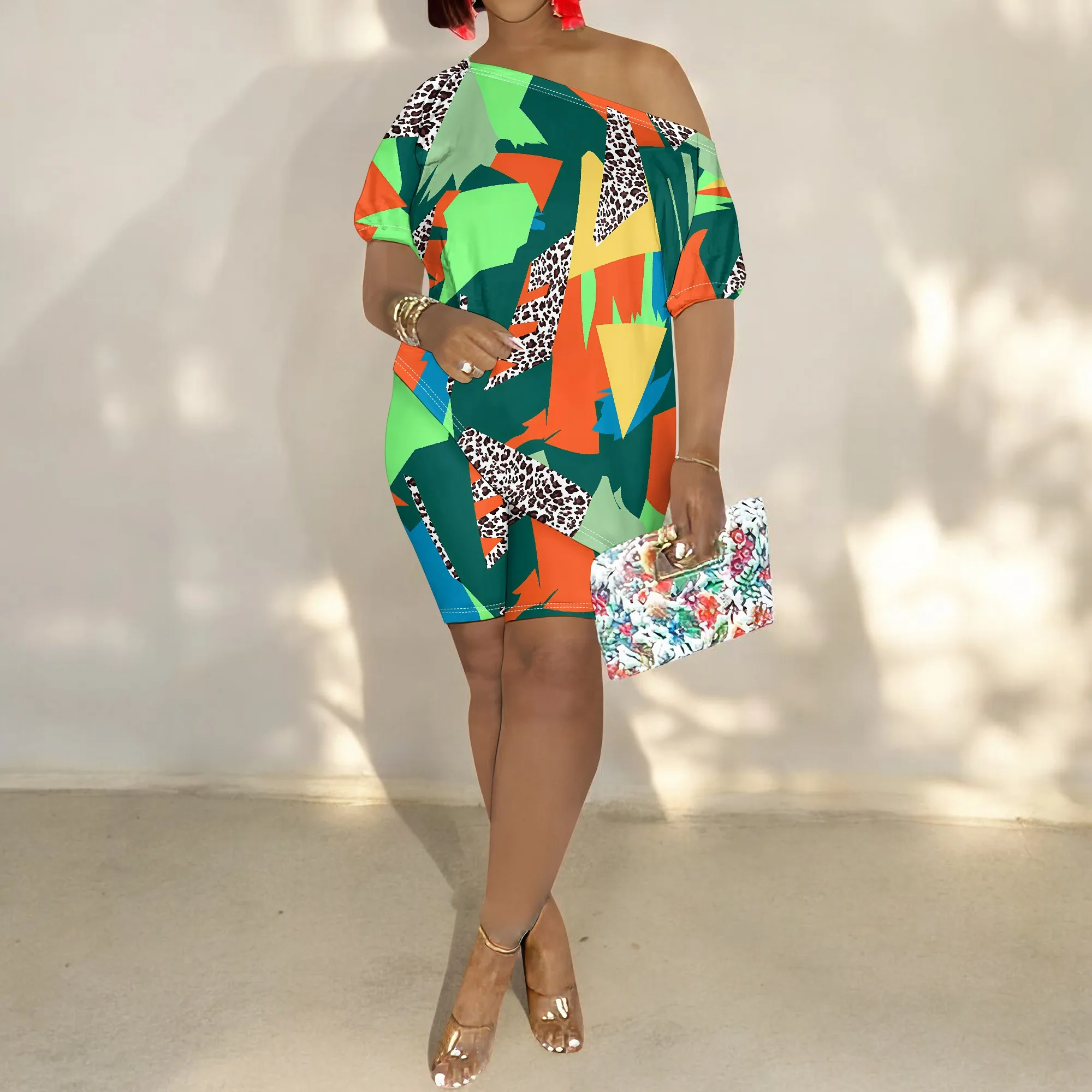Women Casual Floral Print 2 Piece Outfits Jumpsuits Short Sleeve Irregular Top Bodycon Short Leg Pants Set Tracksuits
Women Casual Floral Print 2 Piece Outfits Jumpsuits Short Sleeve Irregular Top Bodycon Short Leg Pants Set Tracksuits