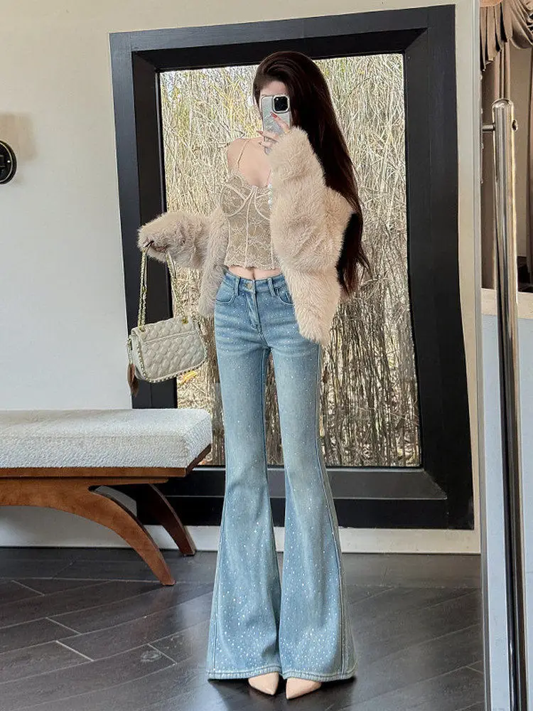 High Waist Micro Flare Jeans Women's Spring 2026 New Style Slimming Bootcut Pants Denim Fabric Washed Finish Daily Wear
High Waist Micro Flare Jeans Women's Spring 2026 New Style Slimming Bootcut Pants Denim Fabric Washed Finish Daily Wear