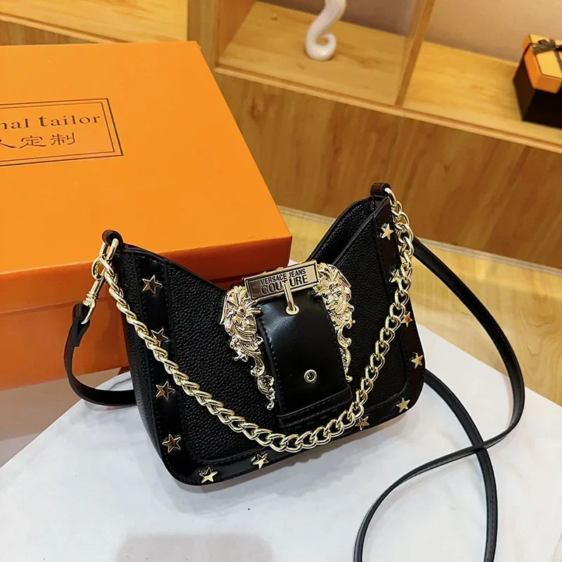2025 Compact Square Bag - Studded Chain-Strap Convertible for Edgy Urban Styling & Day-Night Transition
2025 Compact Square Bag - Studded Chain-Strap Convertible for Edgy Urban Styling & Day-Night Transition