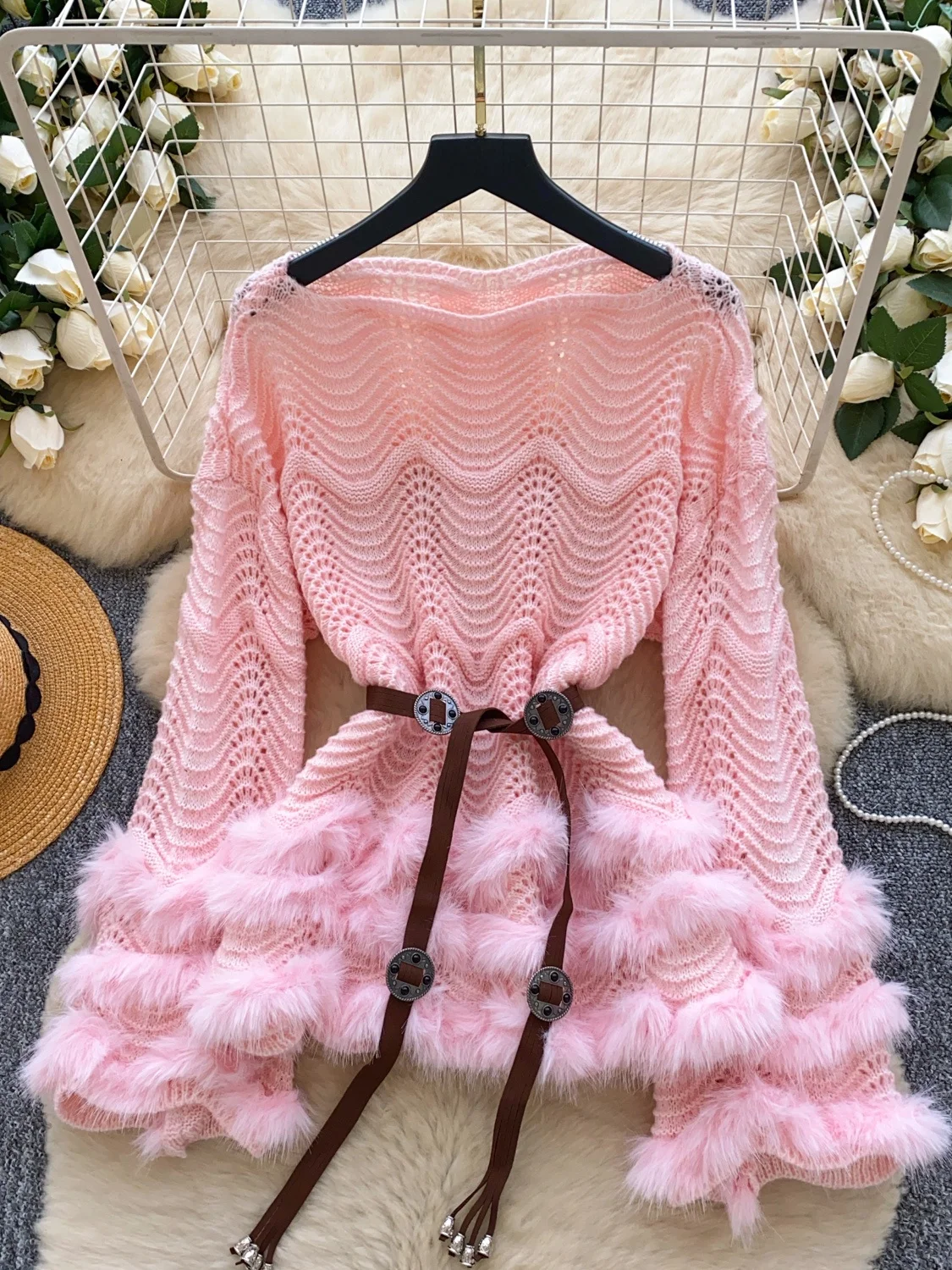 Heavy Embellished Long Sleeve Knitted Sweater Women's Fashionable Belted High Waist Bandage Advanced Feeling Furry Sweater
Heavy Embellished Long Sleeve Knitted Sweater Women's Fashionable Belted High Waist Bandage Advanced Feeling Furry Sweater