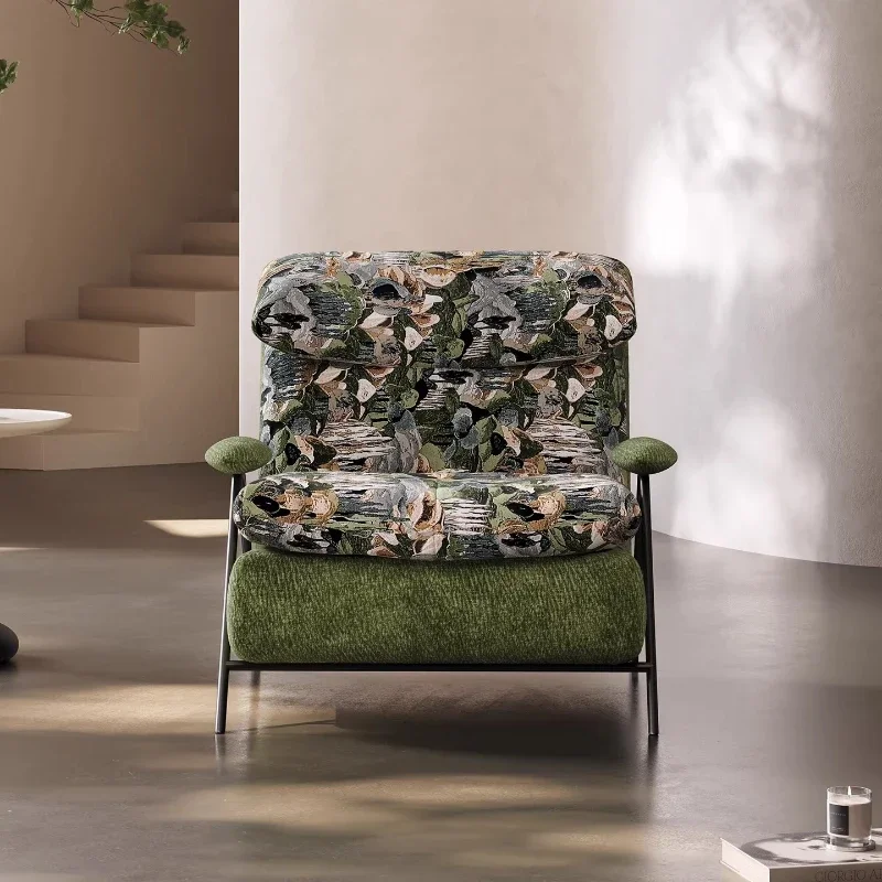 Italian light luxury minimalist premium leisure chair living room light luxury cream modern designer single sofa chair
Italian light luxury minimalist premium leisure chair living room light luxury cream modern designer single sofa chair