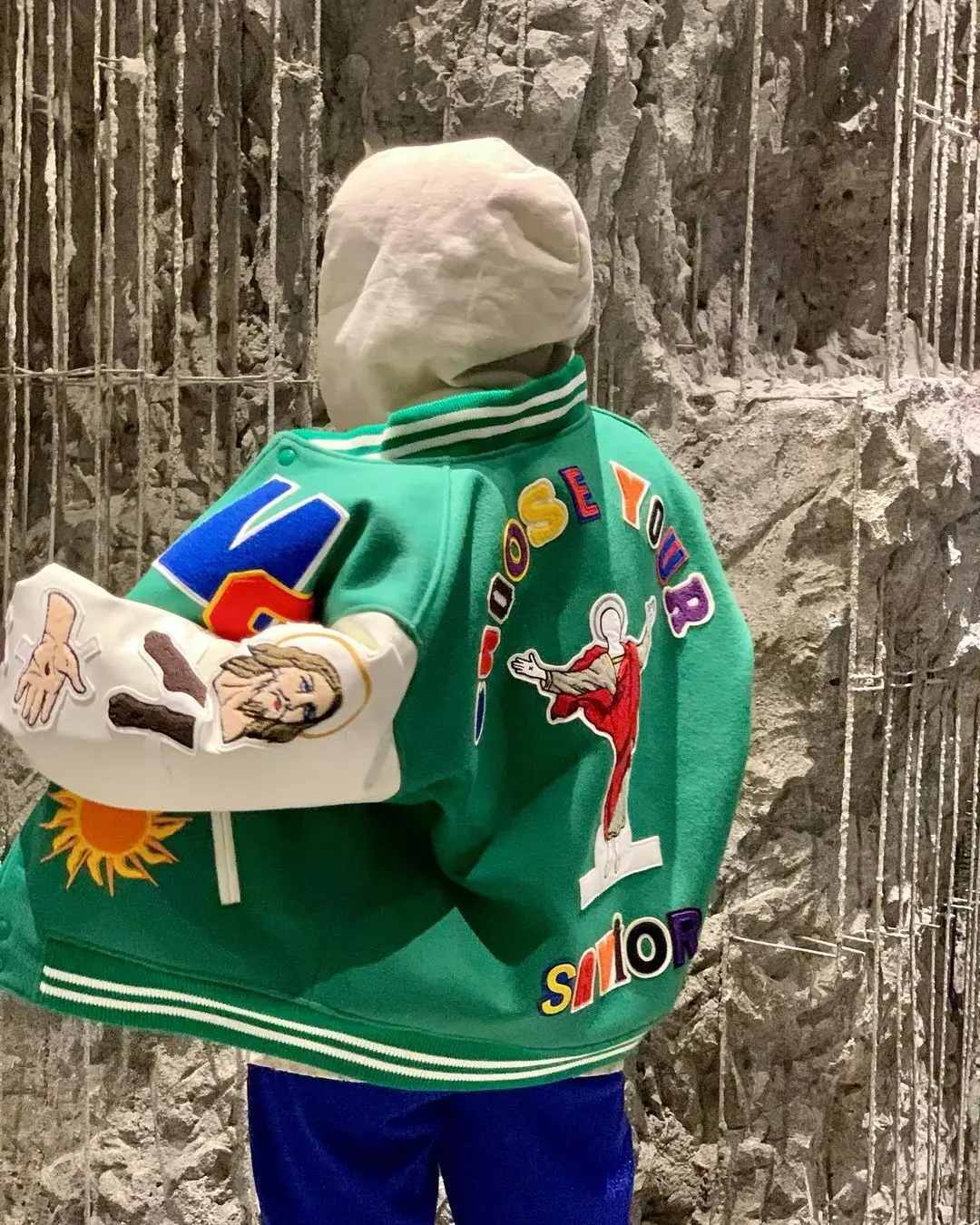 Loose Fit American High Street Patchwork Embroidered Flight Jaet Baseball orm White Jingting Outerwear Youth Faion
Loose Fit American High Street Patchwork Embroidered Flight Jaet Baseball orm White Jingting Outerwear Youth Faion