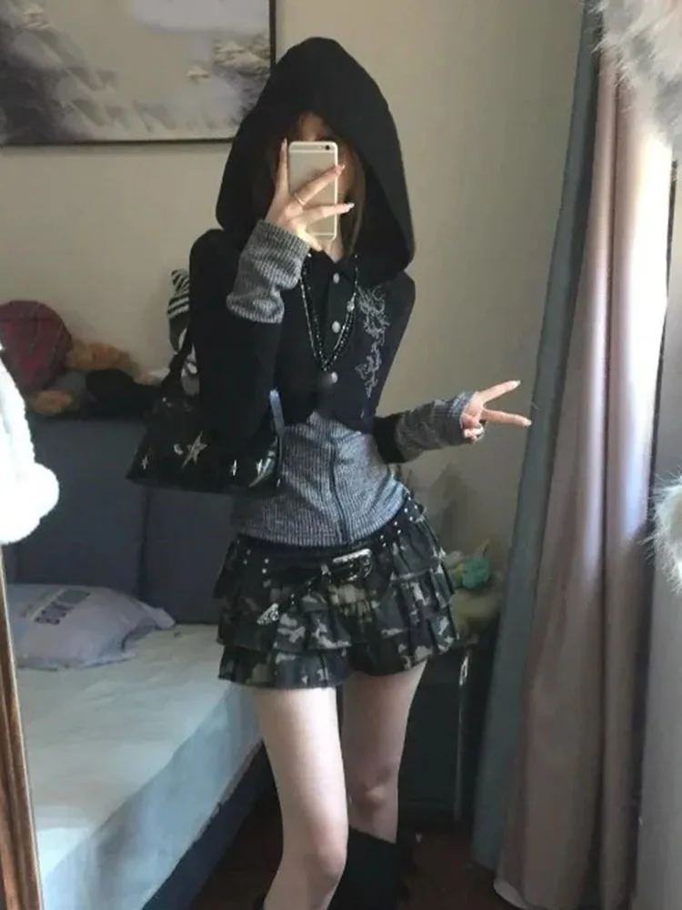Gothic Print Patchwork Hooded Sweatshirt Women Retro Slim Fit Zipper Long Sleeve Jacket Harajuku Y2k Grunge Hoodie Tops
Gothic Print Patchwork Hooded Sweatshirt Women Retro Slim Fit Zipper Long Sleeve Jacket Harajuku Y2k Grunge Hoodie Tops