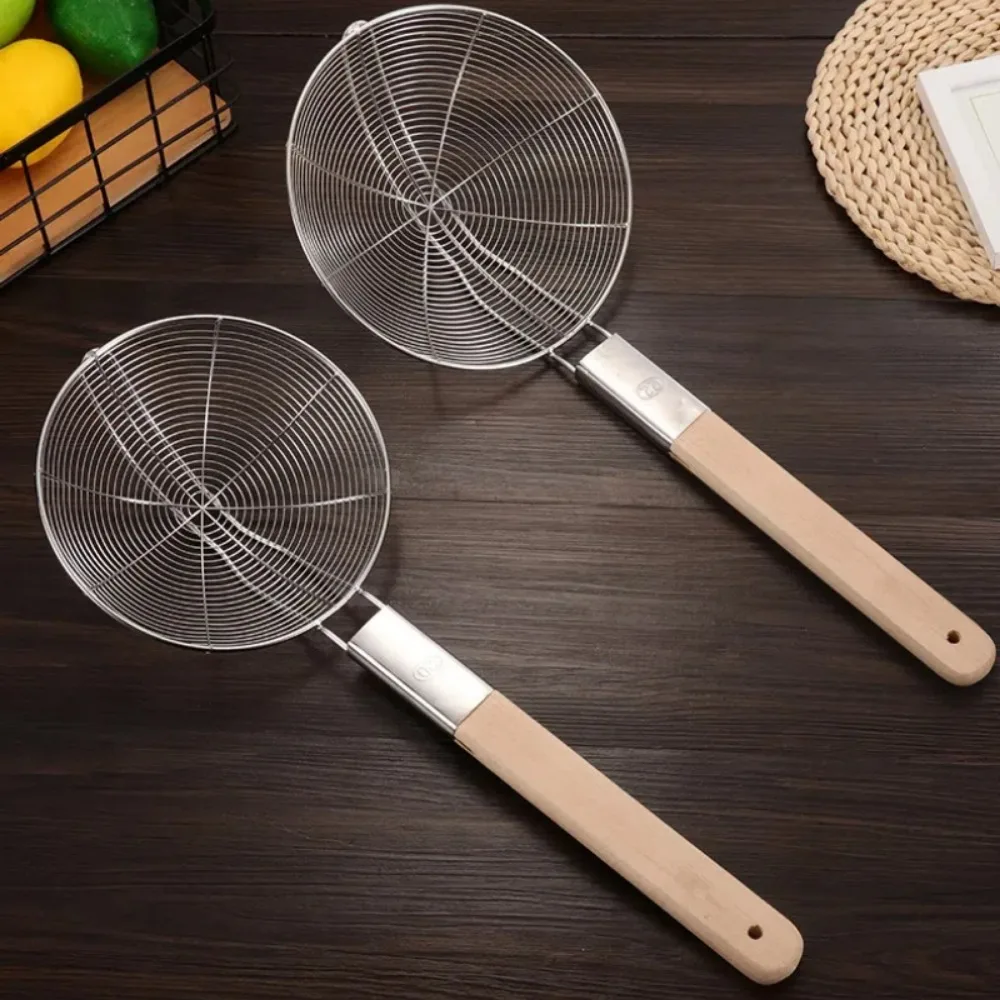 New 20/22cm Large Colander Stainless Steel Wooden Handle Food Filter Spoon French Fries Strainer Kitchen Utensils
New 20/22cm Large Colander Stainless Steel Wooden Handle Food Filter Spoon French Fries Strainer Kitchen Utensils