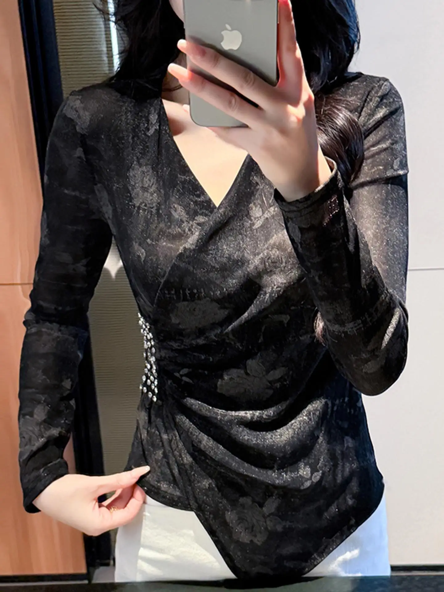 Sexy Cross V-Neck Long Sleeve Mesh T-Shirt Women's Fashionable Base Shirt Autumn Winter Color Slim Fit Lace Top
Sexy Cross V-Neck Long Sleeve Mesh T-Shirt Women's Fashionable Base Shirt Autumn Winter Color Slim Fit Lace Top