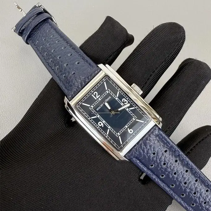 Specht & Söhne Best Selling Products 28MM Square Watch For Men VH31 Movt Sports Watches Blue Stainless Steel Waterproof Gift
Specht & Söhne Best Selling Products 28MM Square Watch For Men VH31 Movt Sports Watches Blue Stainless Steel Waterproof Gift