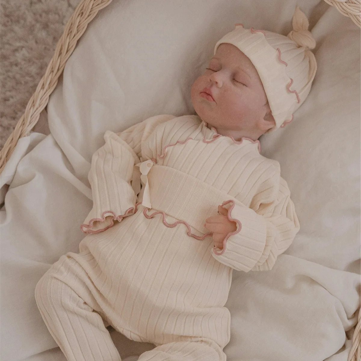 Baby Clothes Long Sleeve Top High Waist Pants Set 2024 Spring Autumn New Cotton Soft Comfortable Boys Girls Baby Two Piece Set
Baby Clothes Long Sleeve Top High Waist Pants Set 2024 Spring Autumn New Cotton Soft Comfortable Boys Girls Baby Two Piece Set