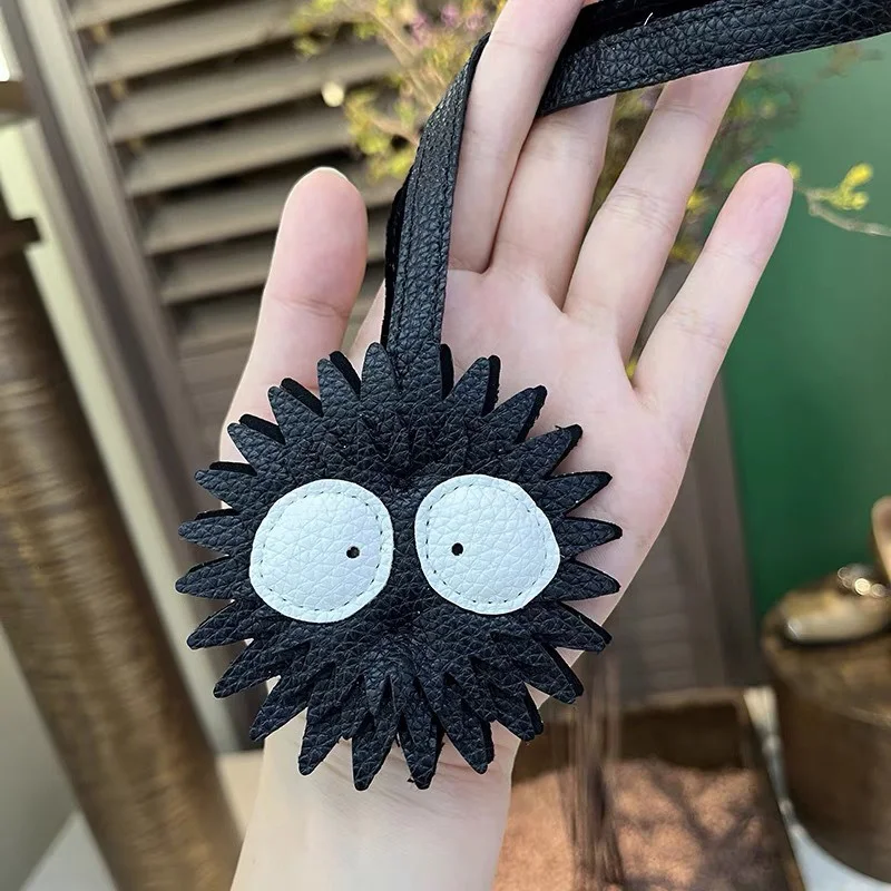 Черные брикеты ручной работы из микрофибры, сумка для ключей, кулон, подарок, индивидуальные простые женские модные уродливые маленькие брикеты
Черные брикеты ручной работы из микрофибры, сумка для ключей, кулон, подарок, индивидуальные простые женские модные уродливые маленькие брикеты