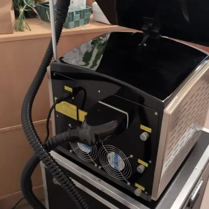 3 Wavelength Female Soprano Hair Removal Device Diode-based Ice Titanium Laser Hair Removal Instrument 808nm Laser Hair Removal
3 Wavelength Female Soprano Hair Removal Device Diode-based Ice Titanium Laser Hair Removal Instrument 808nm Laser Hair Removal