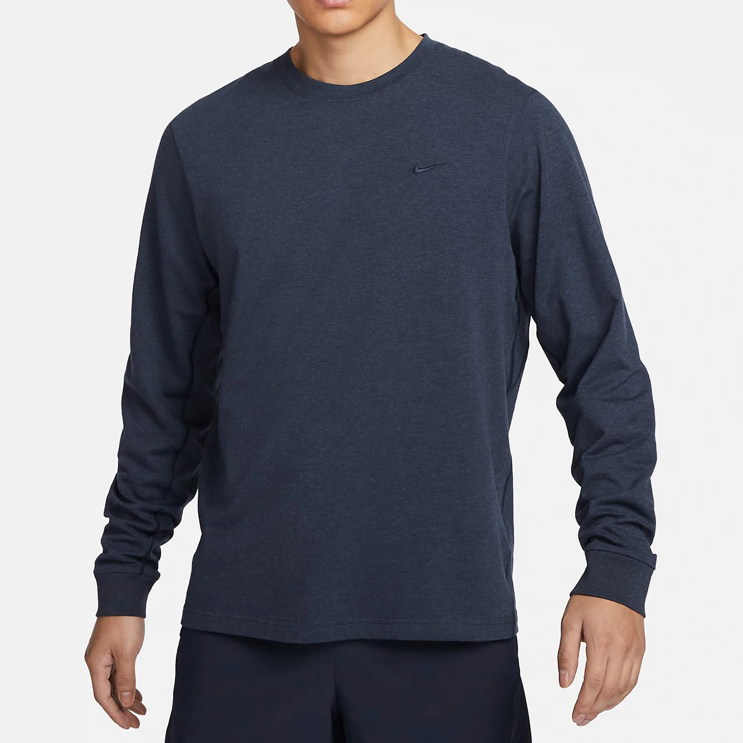 Nike genuine new autumn men's knitted breathable round neck long sleeved T-shirt FB8586-473
Nike genuine new autumn men's knitted breathable round neck long sleeved T-shirt FB8586-473