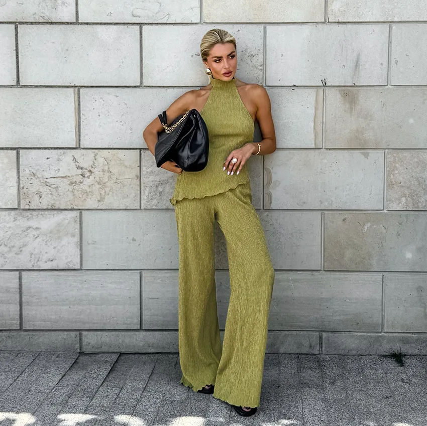 Pleated Halter Neck Vest And Wide Legs Pants Two Pieces Sets 2025 Spring Summer Vacation Casual Outfits Ladies Streetwear Suit 
Pleated Halter Neck Vest And Wide Legs Pants Two Pieces Sets 2025 Spring Summer Vacation Casual Outfits Ladies Streetwear Suit