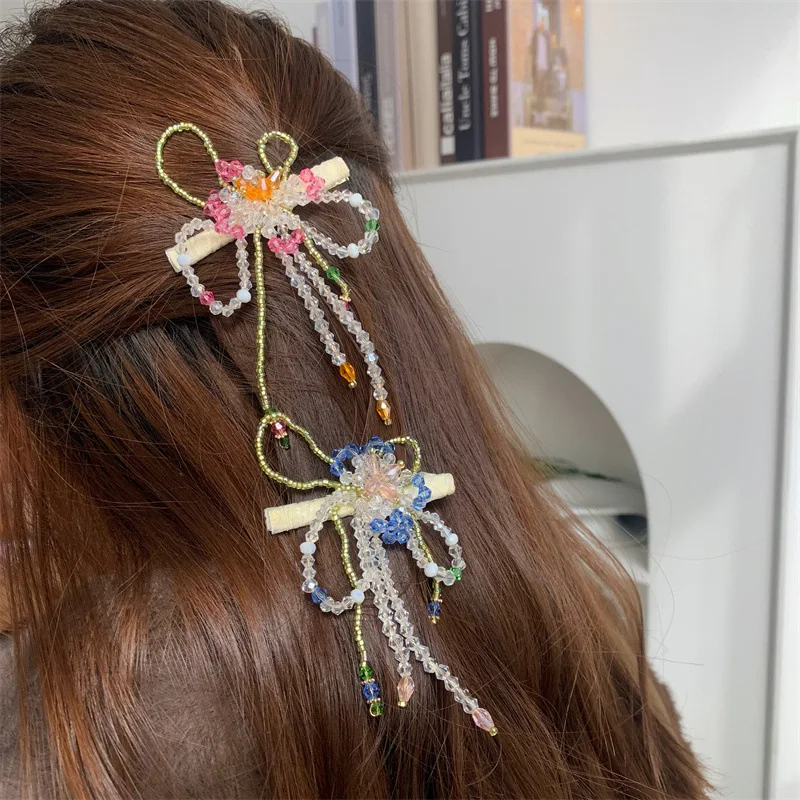 2025 Handmade Beaded Crystal Edge Clip Flower Duck Bill Clip Literary Mori Pastoral Style Bangs Clip Hairpin Hair Accessories
2025 Handmade Beaded Crystal Edge Clip Flower Duck Bill Clip Literary Mori Pastoral Style Bangs Clip Hairpin Hair Accessories