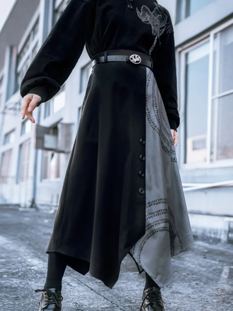 New Chinese Style National Style Han Elements Dark Color Block Skirt High Waist Female Woman Printing Skirt Black Irregular
New Chinese Style National Style Han Elements Dark Color Block Skirt High Waist Female Woman Printing Skirt Black Irregular