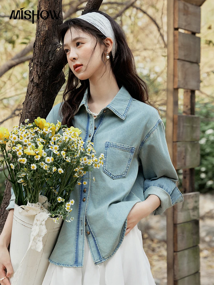 MISHOW Women's Retro Denim Shirt Spring Washed Denim Polo-neck Top Single Row Metal Buttons Patch Pocket Outerwear MXE13C0409
MISHOW Women's Retro Denim Shirt Spring Washed Denim Polo-neck Top Single Row Metal Buttons Patch Pocket Outerwear MXE13C0409